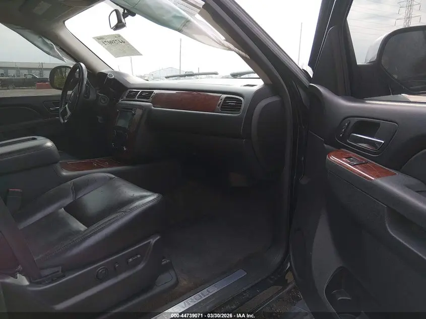 2014 CHEVROLET TAHOE LTZ