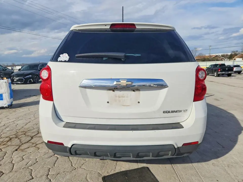 2015 CHEVROLET EQUINOX LT  