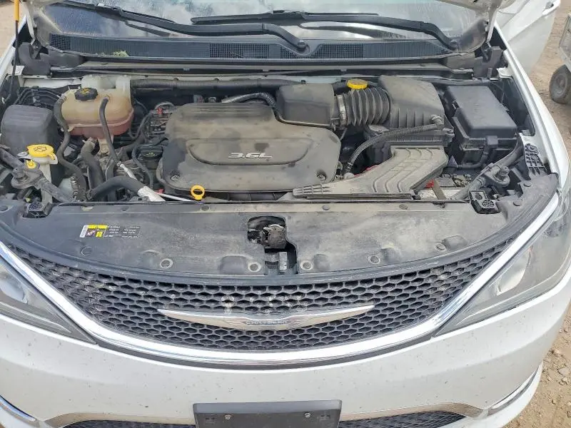 2017 CHRYSLER PACIFICA TOURING L PLUS  