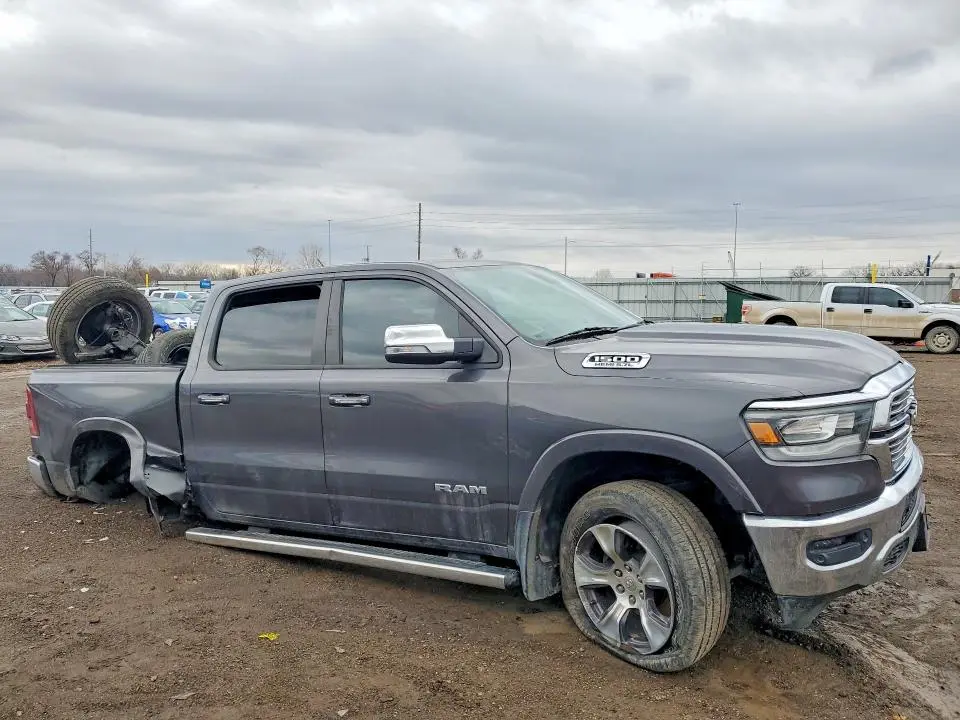 2019 RAM 1500 LARAMIE  