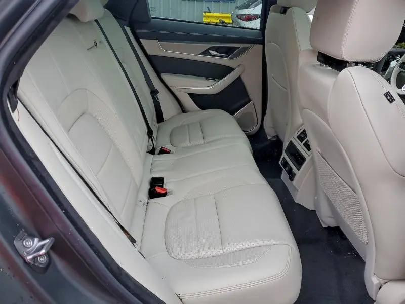 2026 JAGUAR F-PACE R-DYNAMIC S  