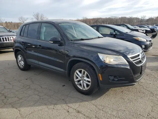 2011 VOLKSWAGEN TIGUAN S  