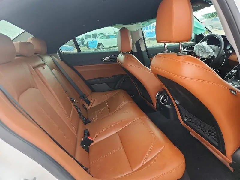 2017 ALFA ROMEO GIULIA   