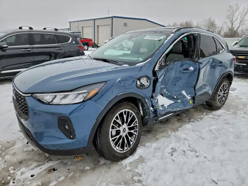 2024 FORD ESCAPE   