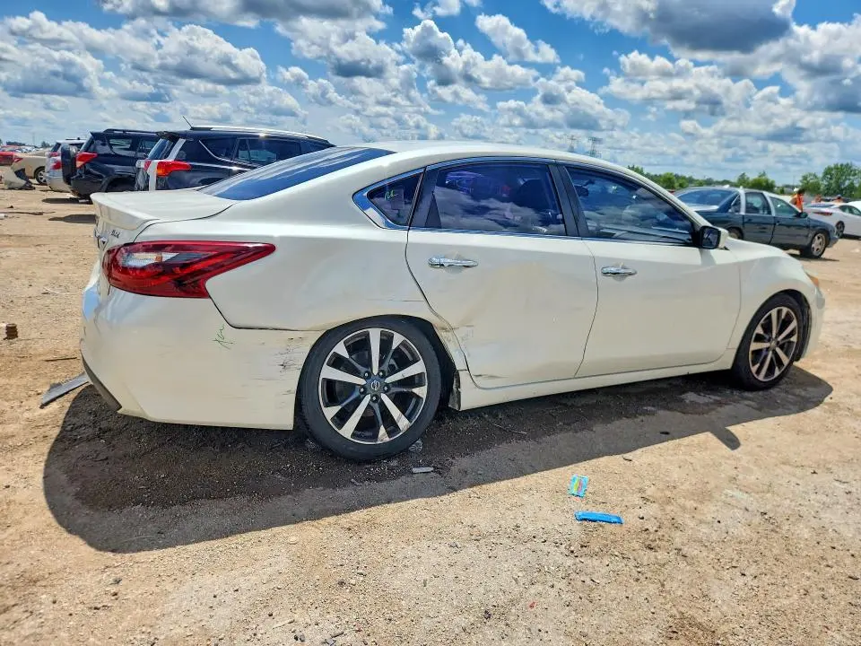 2017 NISSAN ALTIMA 2.5 SR  