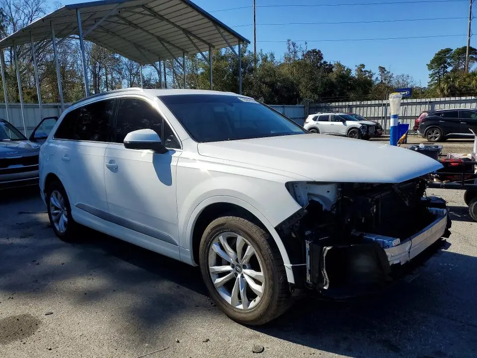 2017 AUDI Q7 PREMIUM PLUS  