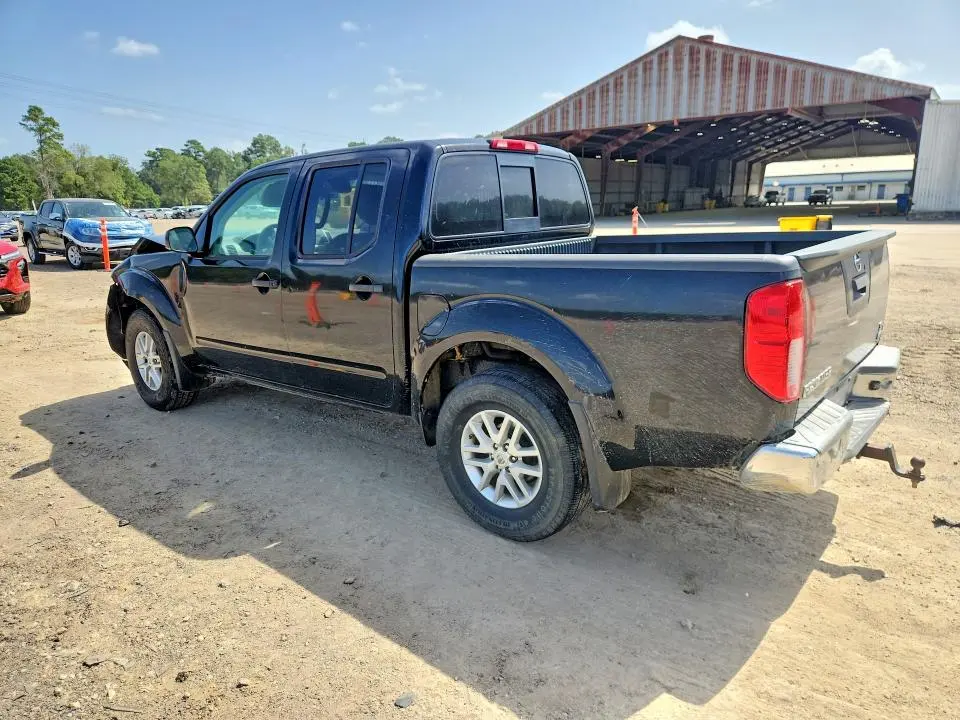 2017 NISSAN FRONTIER SV  
