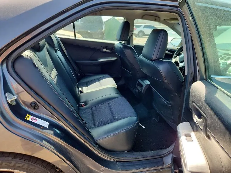 2012 TOYOTA CAMRY SE  
