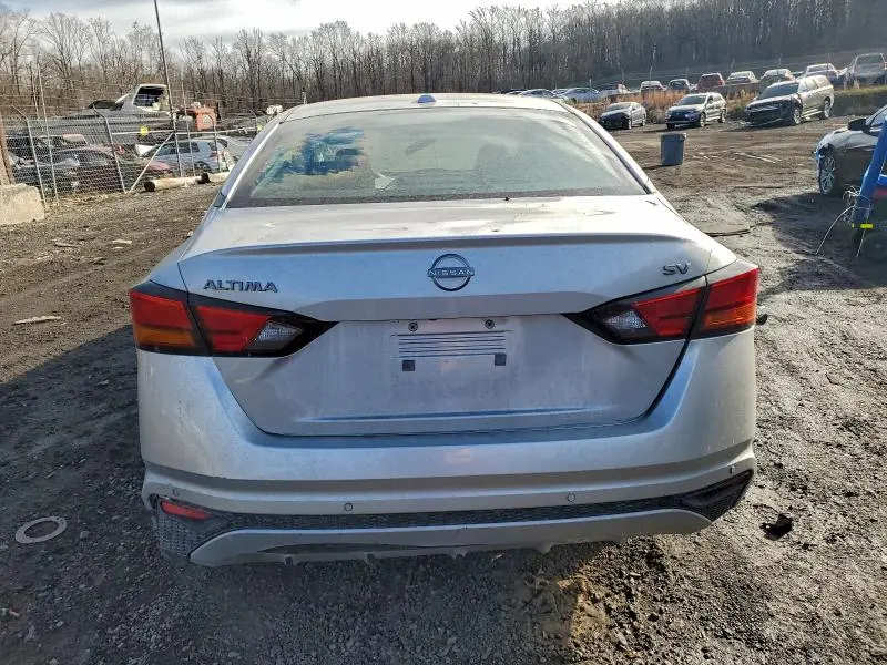 2023 NISSAN ALTIMA SV  