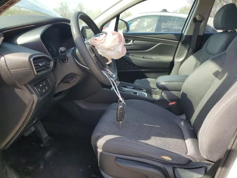 2019 HYUNDAI SANTA FE SE  