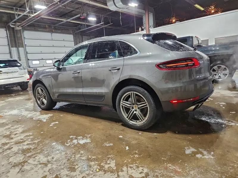 2015 PORSCHE MACAN S  