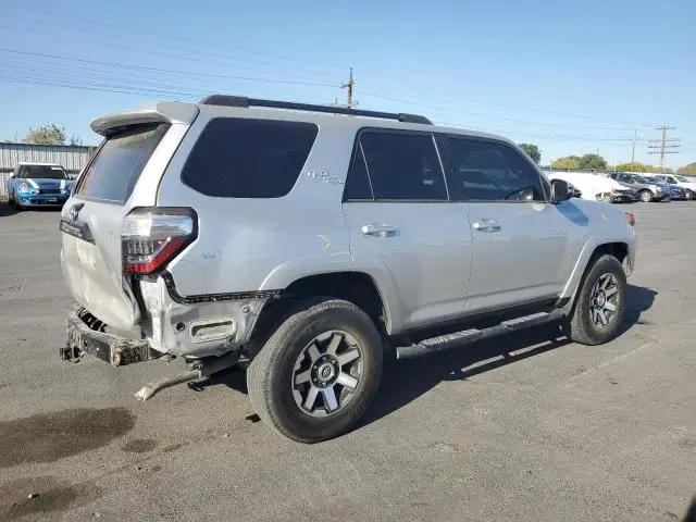 2019 TOYOTA 4RUNNER SR5/SR5 PREMIUM  