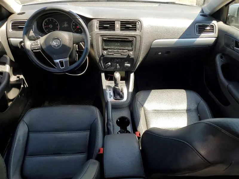 2014 VOLKSWAGEN JETTA SE  