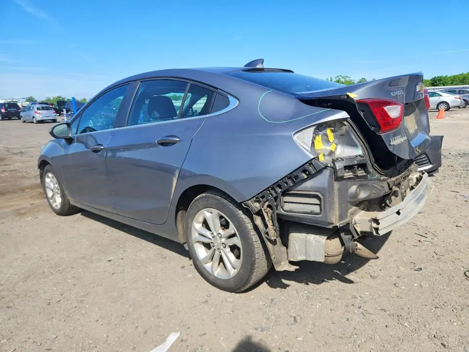 2019 CHEVROLET CRUZE LT  