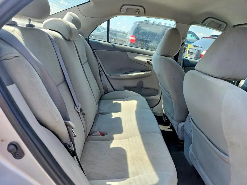 2010 TOYOTA COROLLA LE  