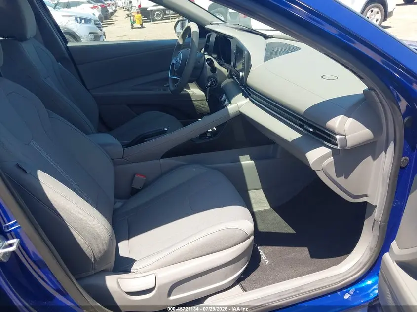 2021 HYUNDAI ELANTRA SE