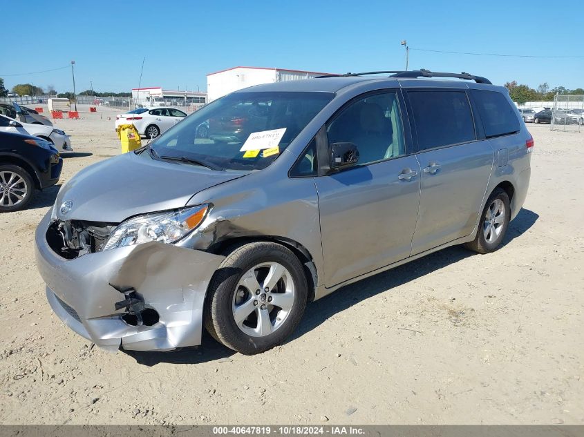 2011 TOYOTA SIENNA LE V6