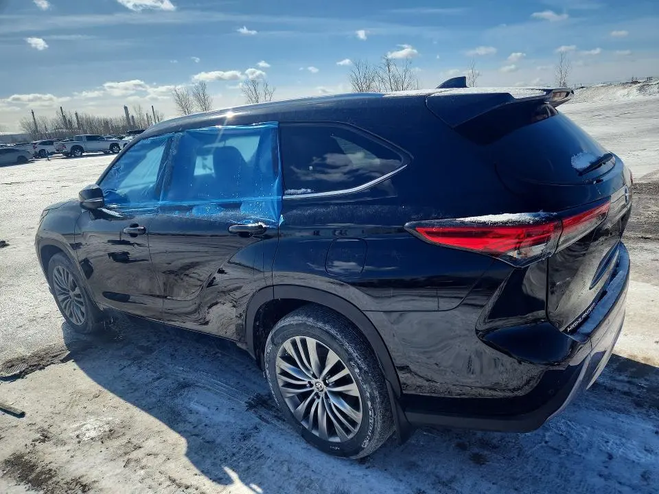 2021 TOYOTA HIGHLANDER PLATINUM  