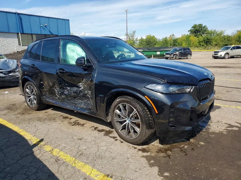 2025 BMW X5 XDRIVE50E  