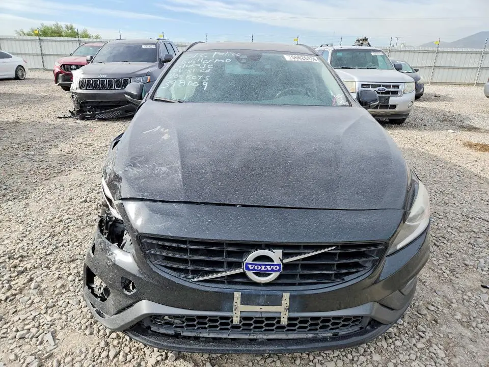 2018 VOLVO V60 T5 DYNAMIC  