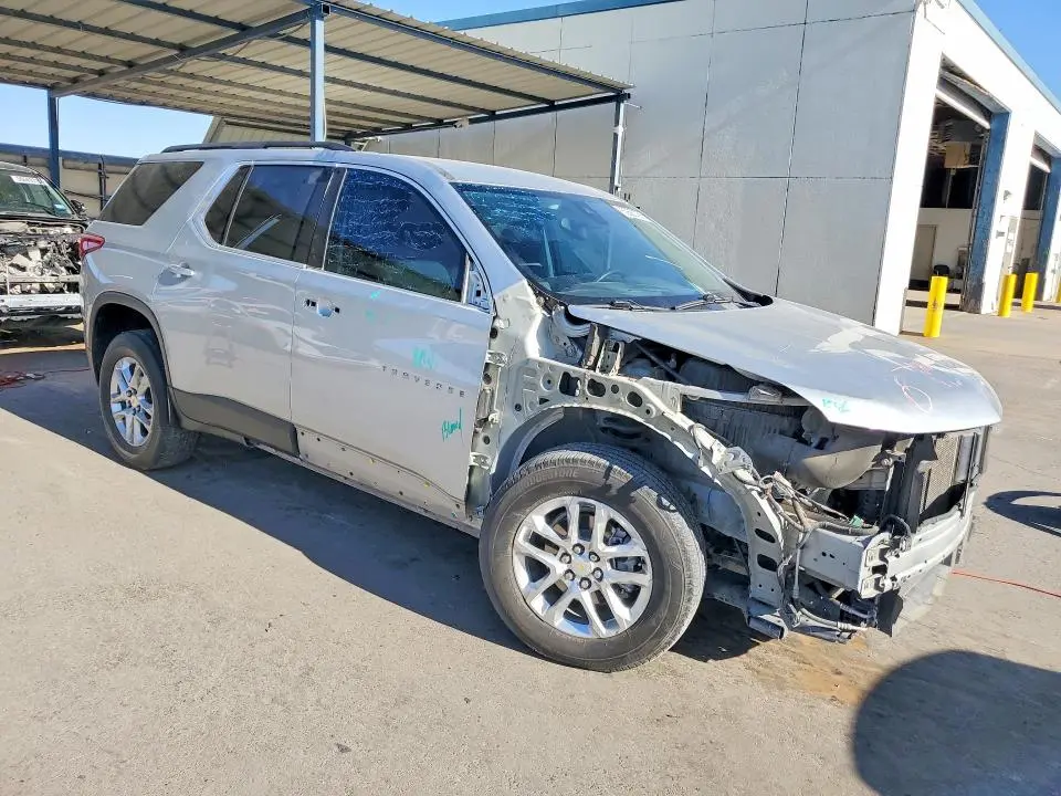 2021 CHEVROLET TRAVERSE LT  
