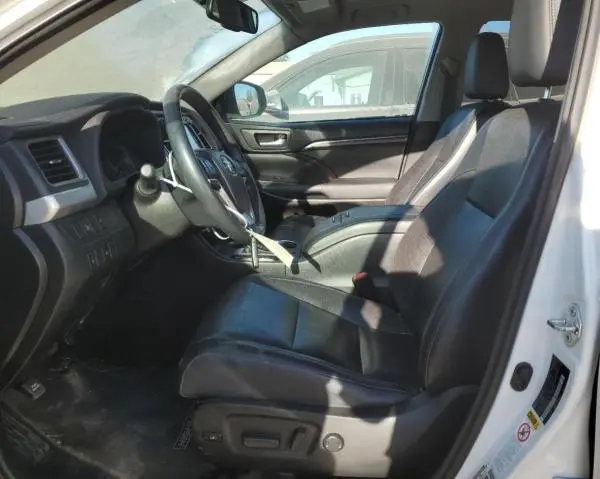 2015 TOYOTA HIGHLANDER LIMITED  