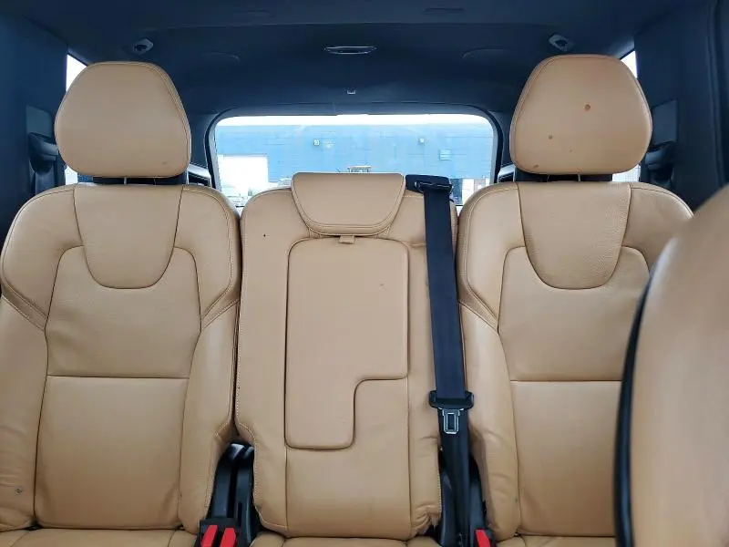 2018 VOLVO XC90 T6  