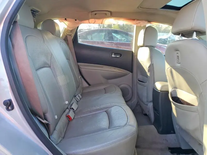 2013 NISSAN ROGUE S  