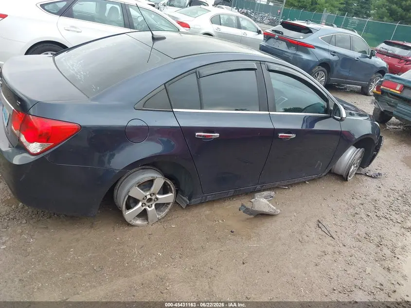 2014 CHEVROLET CRUZE 1LT AUTO