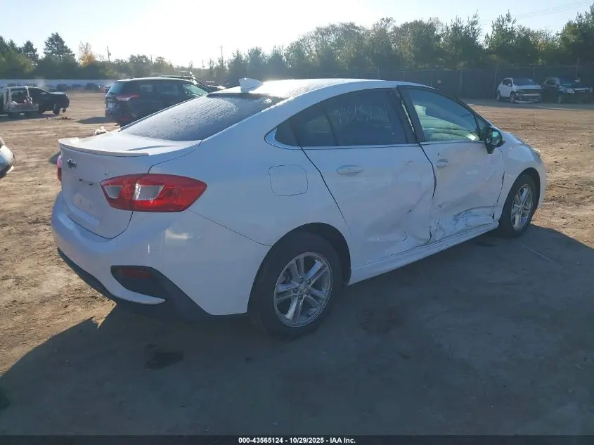 2017 CHEVROLET CRUZE LT AUTO
