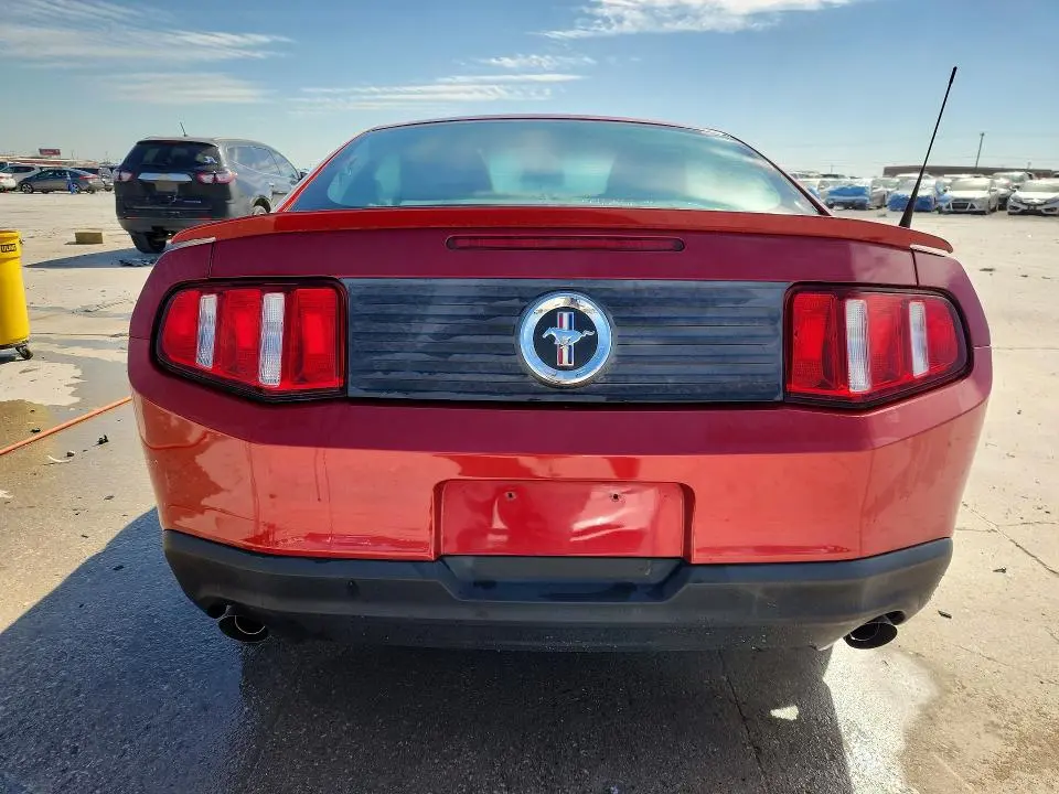 2011 FORD MUSTANG   