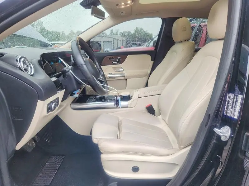 2021 MERCEDES-BENZ GLA 250 4MATIC  