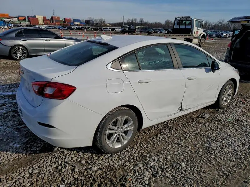 2019 CHEVROLET CRUZE LT  