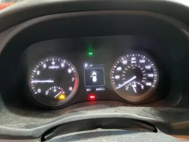 2018 HYUNDAI TUCSON SE  
