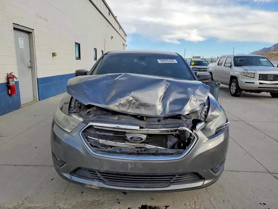 2014 FORD TAURUS SEL  