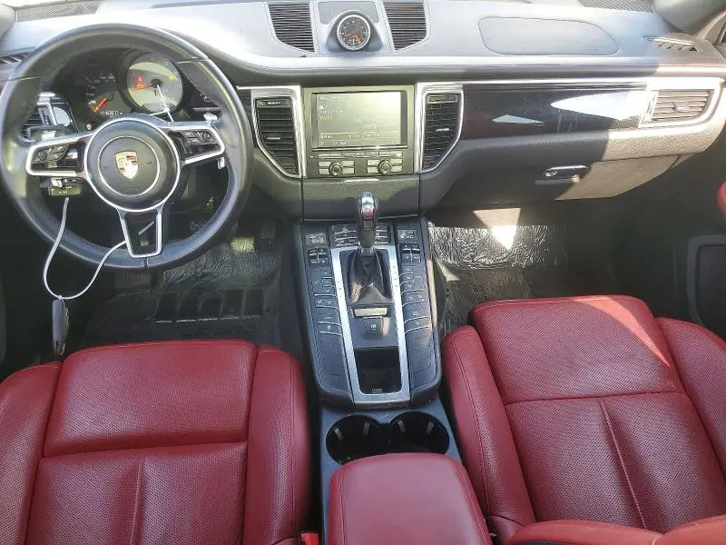 2016 PORSCHE MACAN S  