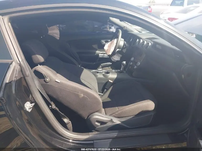 2015 FORD MUSTANG V6
