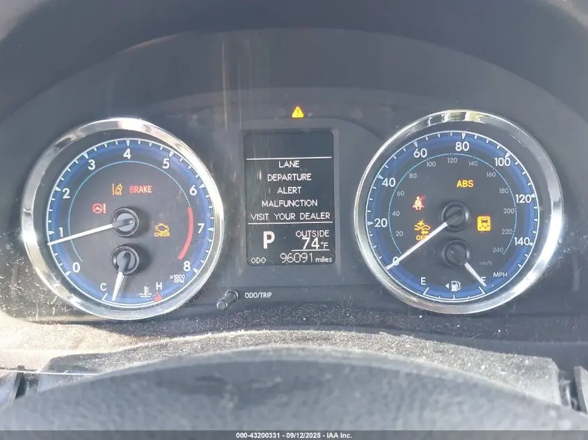 2018 TOYOTA COROLLA LE