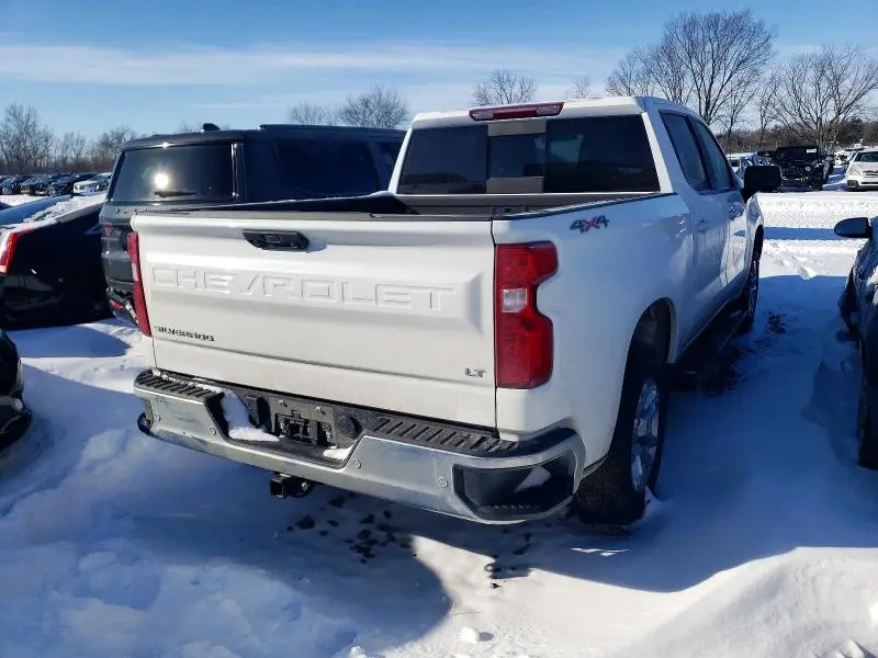 2025 CHEVROLET SILVERADO K1500 LT  