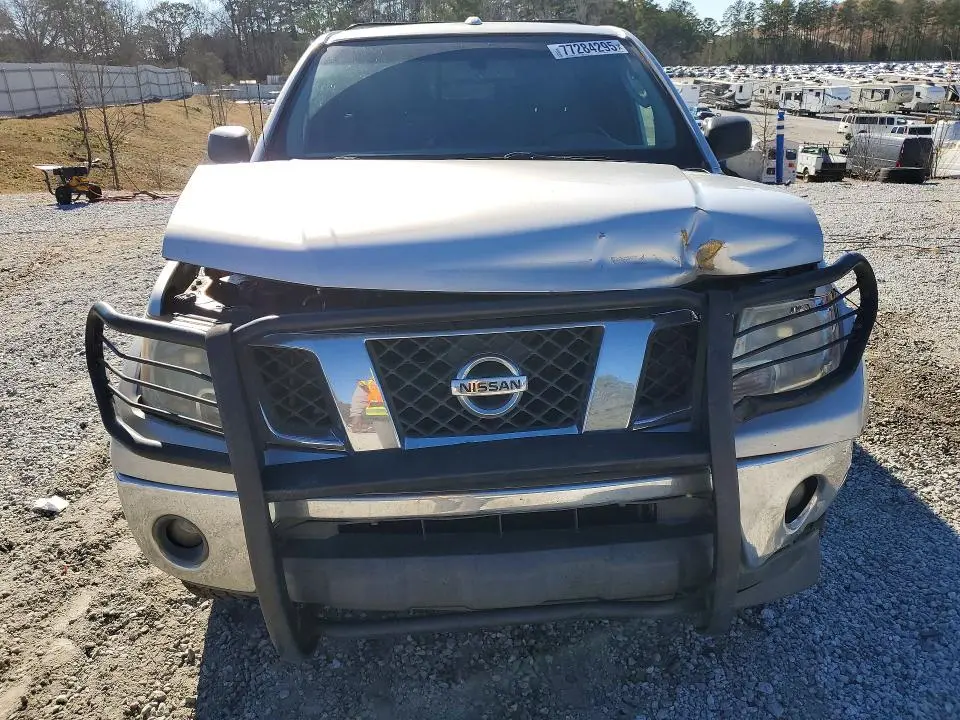 2011 NISSAN FRONTIER SV V6  