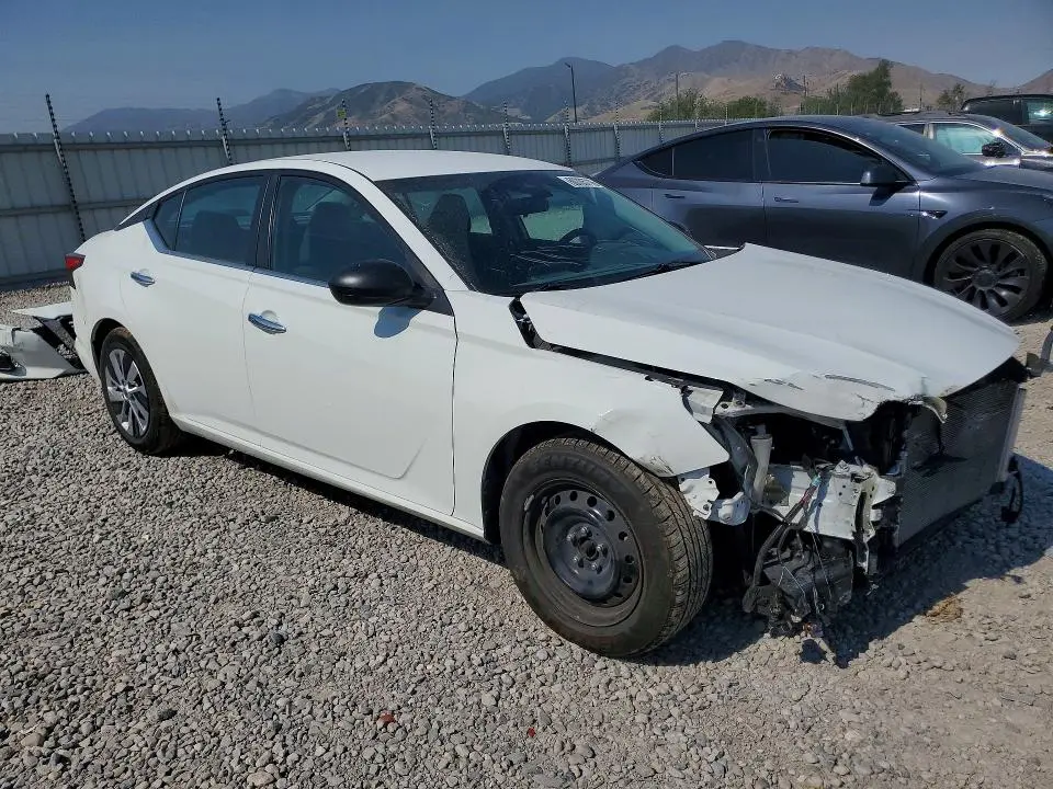 2022 NISSAN ALTIMA S  