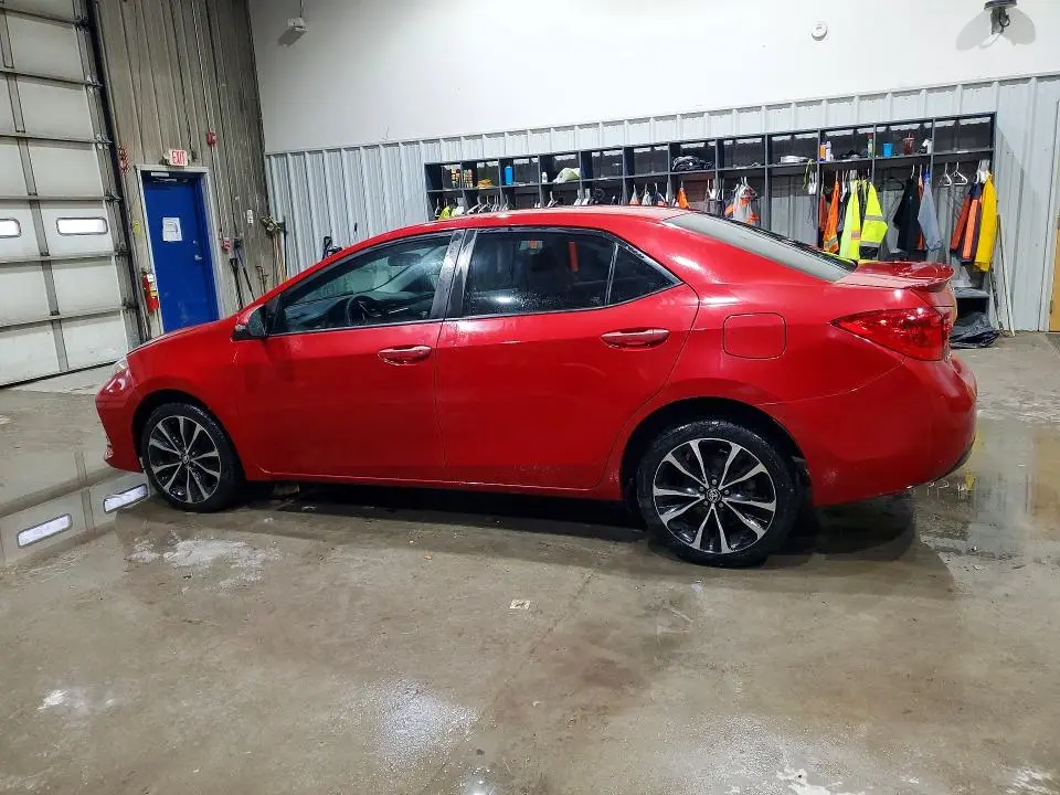 2017 TOYOTA COROLLA SE  