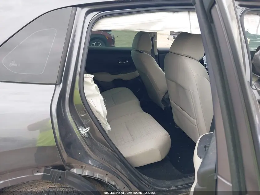 2024 HONDA HR-V 2WD LX