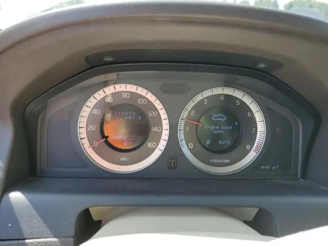 2011 VOLVO XC60 T6  