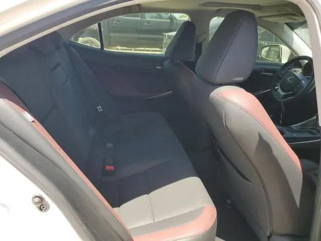 2019 LEXUS IS 300  