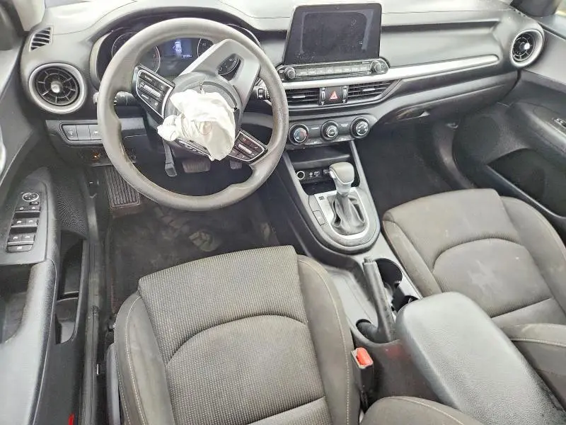 2021 KIA FORTE FE  