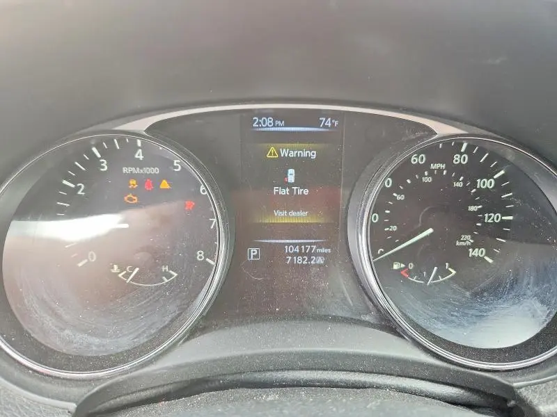 2014 NISSAN ROGUE SV  