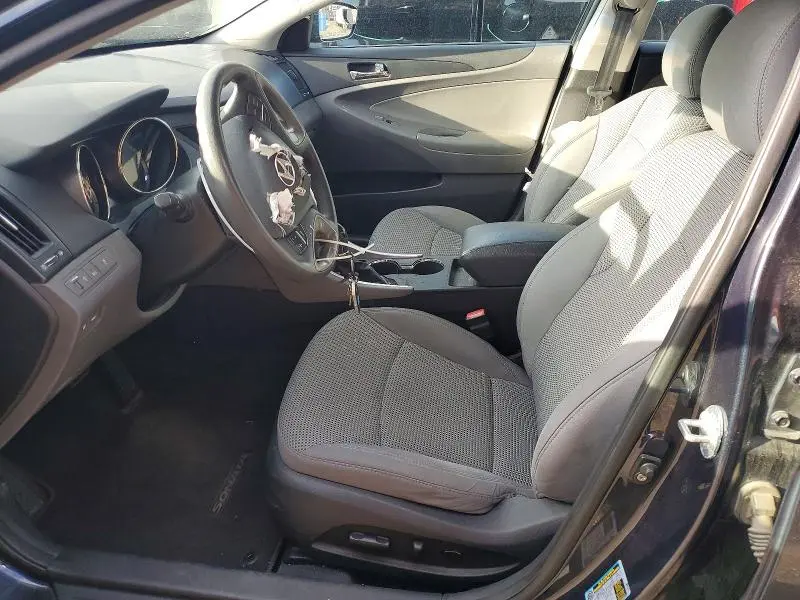 2012 HYUNDAI SONATA GLS  