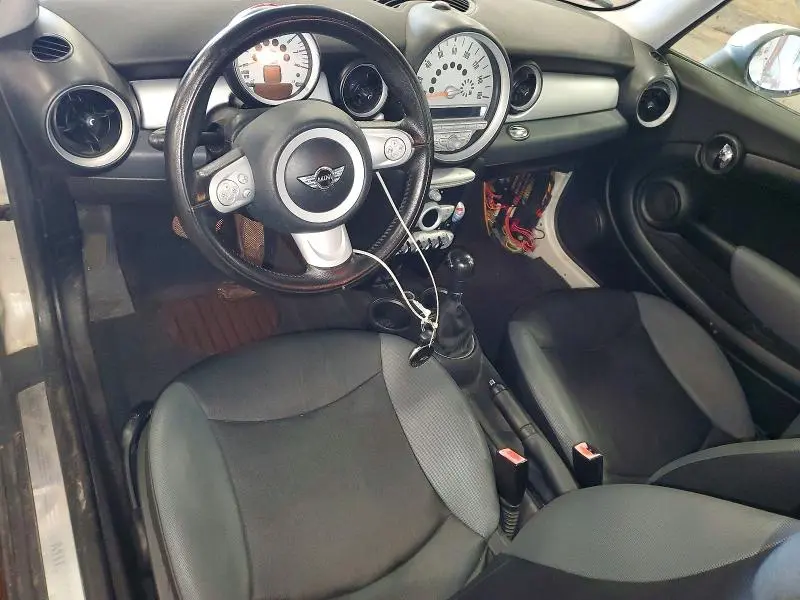 2010 MINI COOPER CLUBMAN  