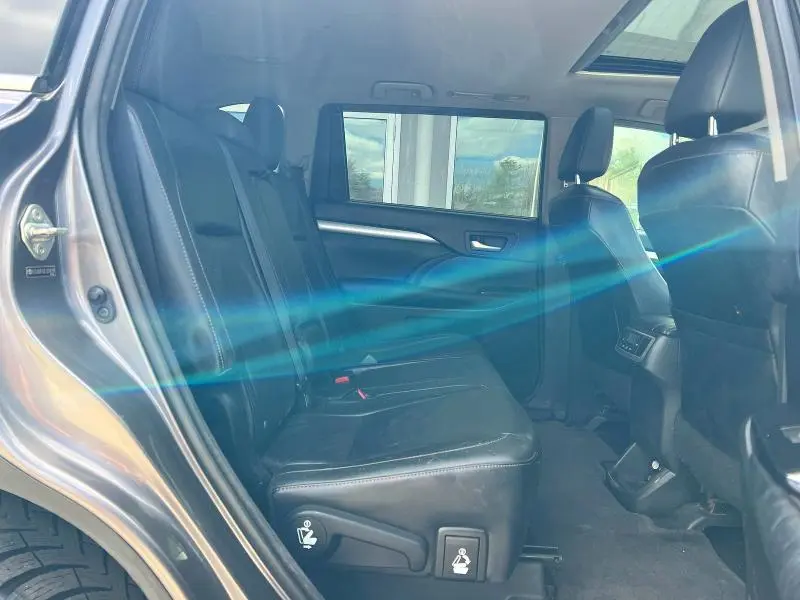 2014 TOYOTA HIGHLANDER XLE  
